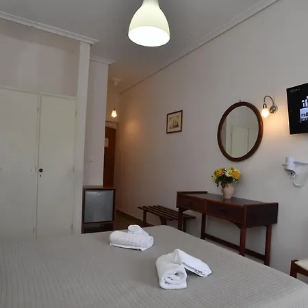 Hotel Siagas Agioi Theodoroi (Corinthia)