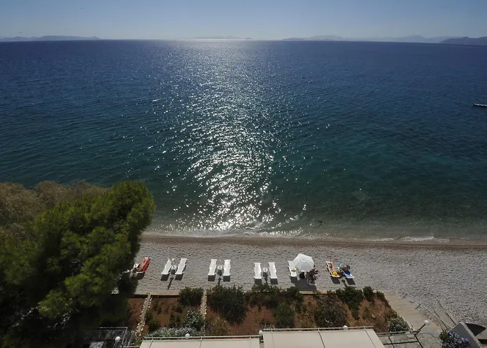 Siagas 3* Agioi Theodoroi (Corinthia)