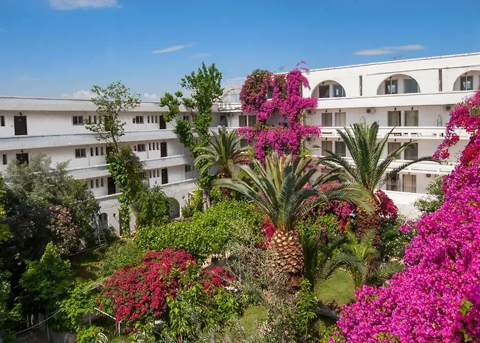 Siagas 3* Agioi Theodoroi (Corinthia)