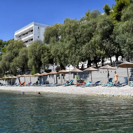 Siagas Beach Hotel Agioi Theodoroi (Corinthia)