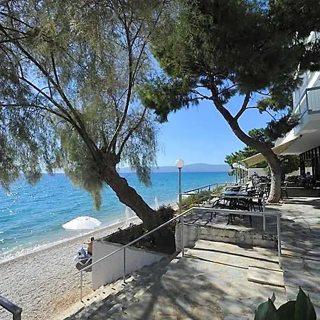 Siagas Beach Hotel