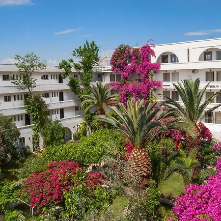 Siagas Beach 3* Agioi Theodoroi (Corinthia)