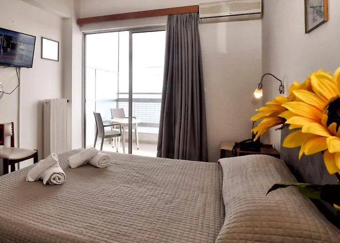 Siagas 3* Agioi Theodoroi (Corinthia)