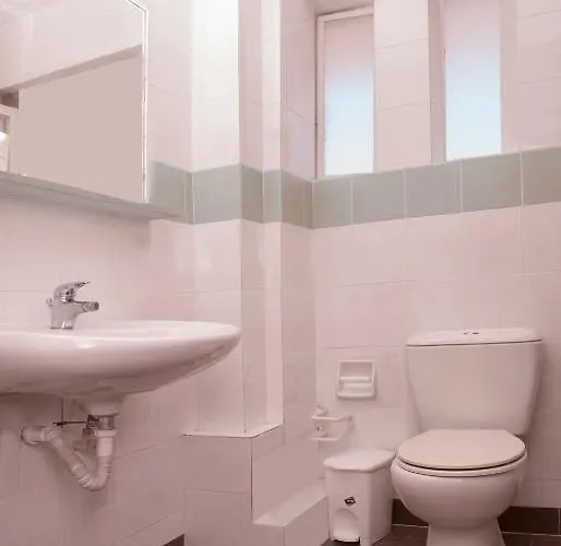 Siagas Agioi Theodoroi (Corinthia)